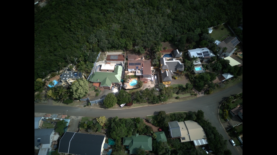 5 Bedroom Property for Sale in Gonubie North Eastern Cape